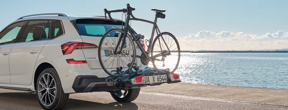 Bild zeigt einen Fahrradträger für Anhängerkupplung 3 Fahrräder