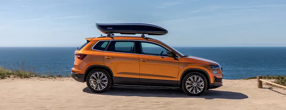 Bild zeigt die Dachbox mit 380 L
