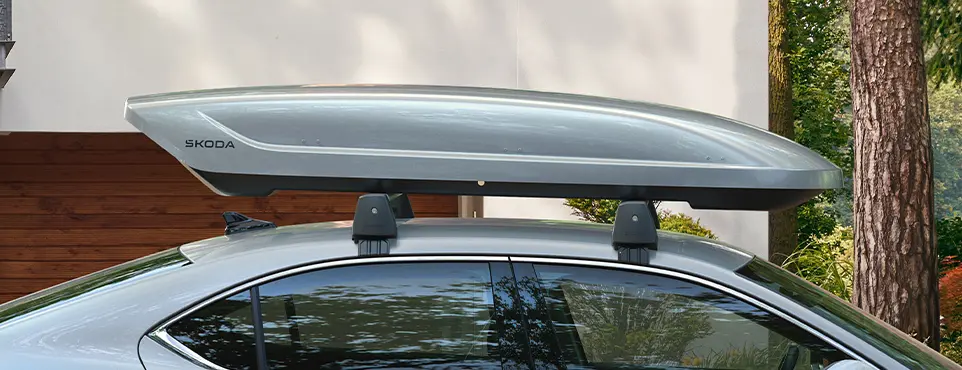 Bild zeigt die Dachbox 400 l